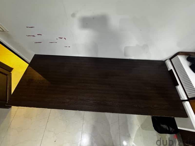 مكتب ب درج 3