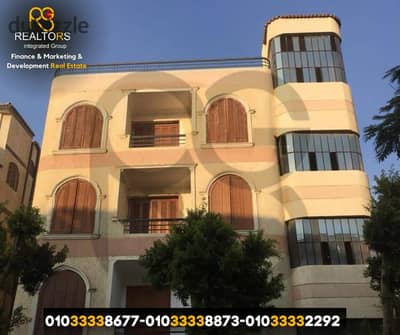 فيلا مستقله للبيع 340م الحي السابع سوبر لوكس(موقع مميز)