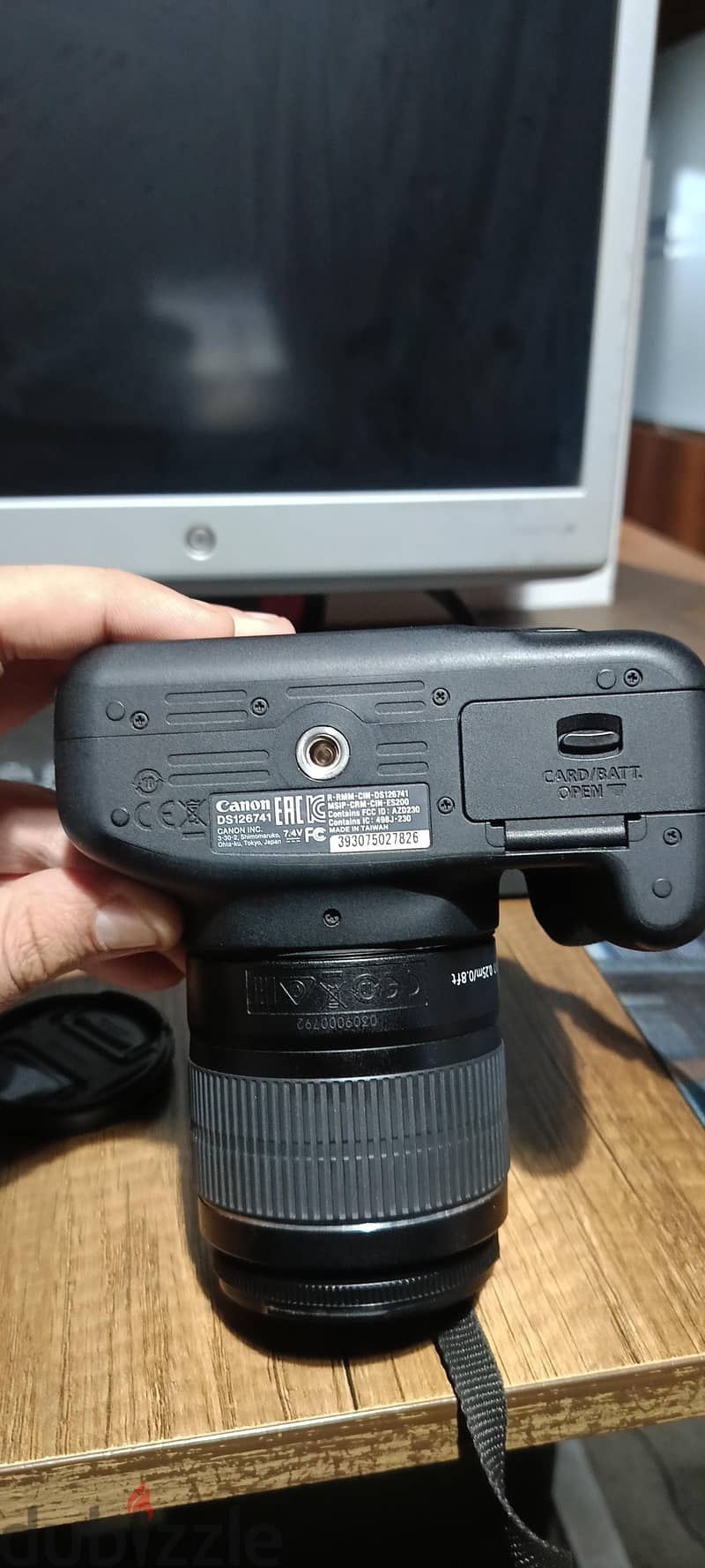 Canon EOS 2000D 2