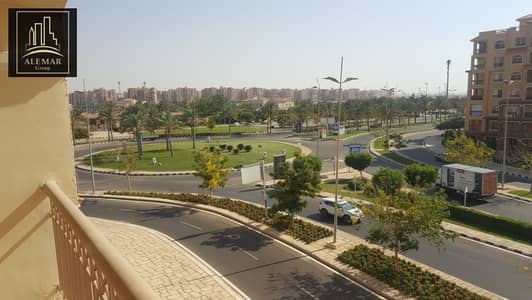 شقة للبيع 320م² في مدينتي B2 – تشطيب خاص – 3 غرف – دور ثالث