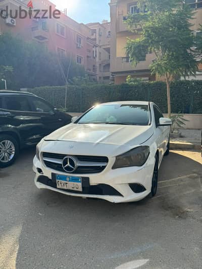 Mercedes-Benz CLA 180 2015