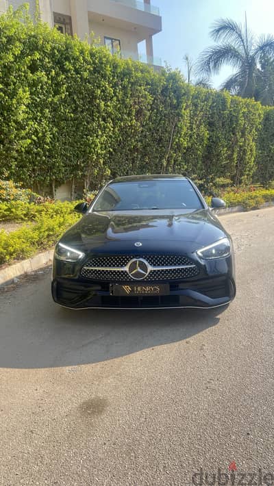 Mercedes-Benz C200 2025