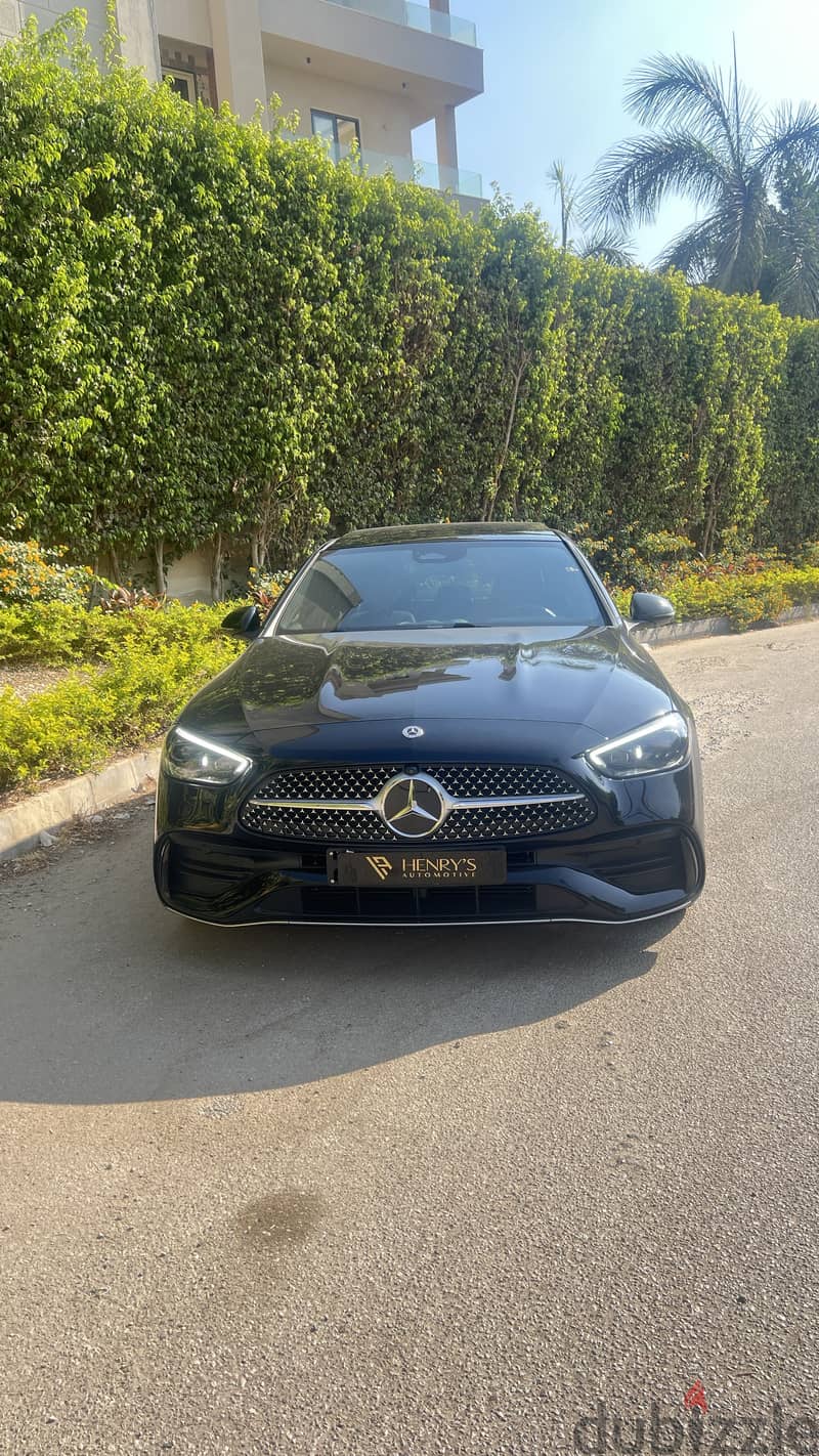 Mercedes-Benz C200 2025