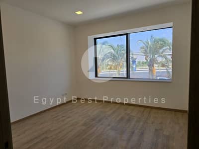 HOT PRICE Office 63m Finished with ACs Golden Square for Rent in Lake Town Mall Golden Square 5th Settlement New Cairo
