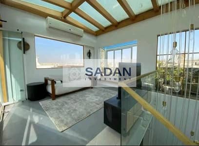 A fully finished townhouse, ready to move, for sale in Mountain View Compound, opposite Al Rehab and the Public Prosecutor's Office in New Cairo.