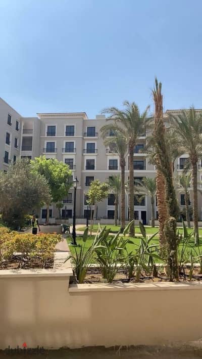 للايجار في كمبوند Village West شقة مميزة بالدور الأرضي بمساحة 149 متر بالإضافة إلى جاردن خاصة 63 متر  توتال 212 متر