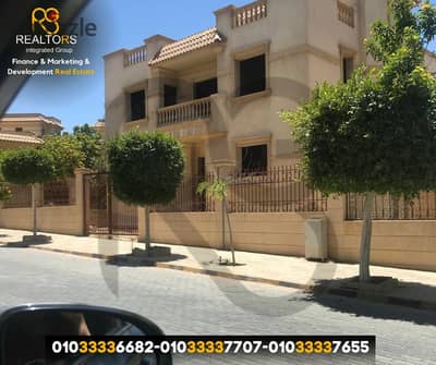 فيلا مستقله للبيع 450م كمبوند جرين هيلز- التوسعات الشماليه (موقع مميز)  Green Hills تسهيلات 7 سنوات