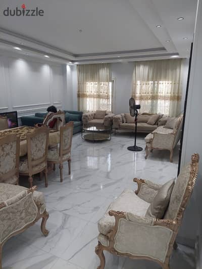 Apartment for rent in Al-Andalus 1, Fifth Settlement, behind the American University, golf view, Katameya Dunes, ground floor, ultra super lux with kitchen.