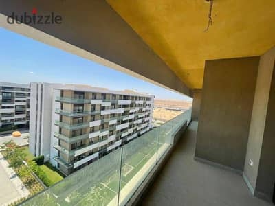At a price lower than the market, a ready-to-view apartment in Al Burouj Compound in Al Shorouk in front of the Global Medical Center at a large garden