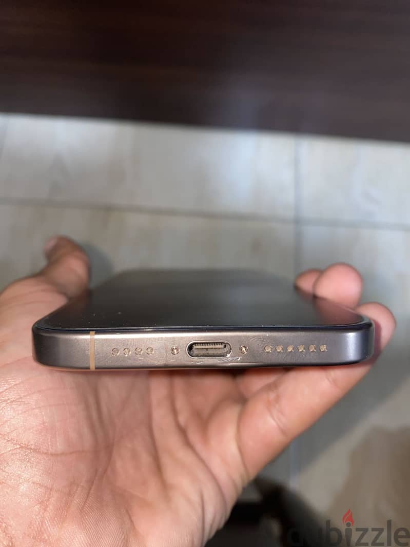 Apple - iPhone 16 Pro Max 5
