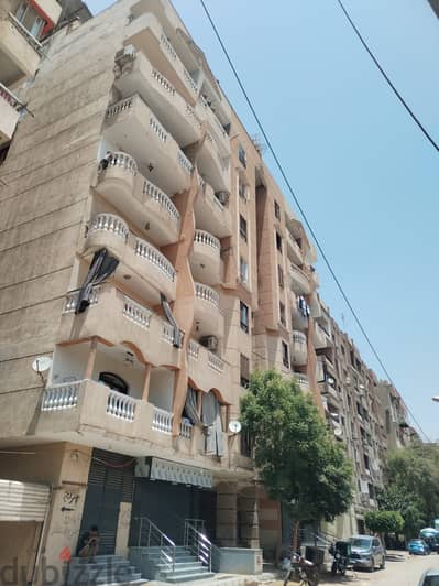 سكن يصلح للدبلوماسيين الأجانب و الاسر الكبيرة