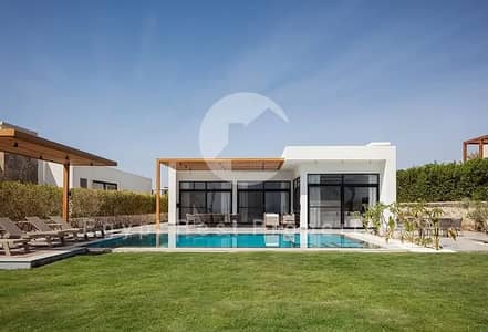 لفترة محدودة امتلك فيلا 4 غرف 0%مقدم على 8 سنوات !