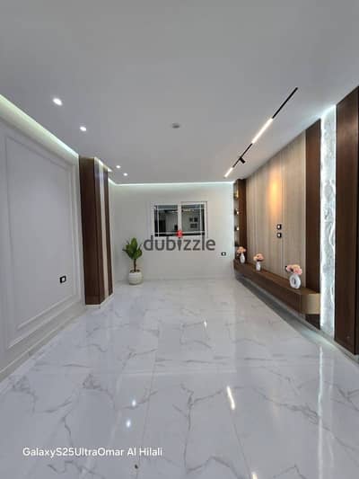 Apartment 128m First Residence on Al-Eishreen Main Street – Gate Four – Gardens of the Pyramids