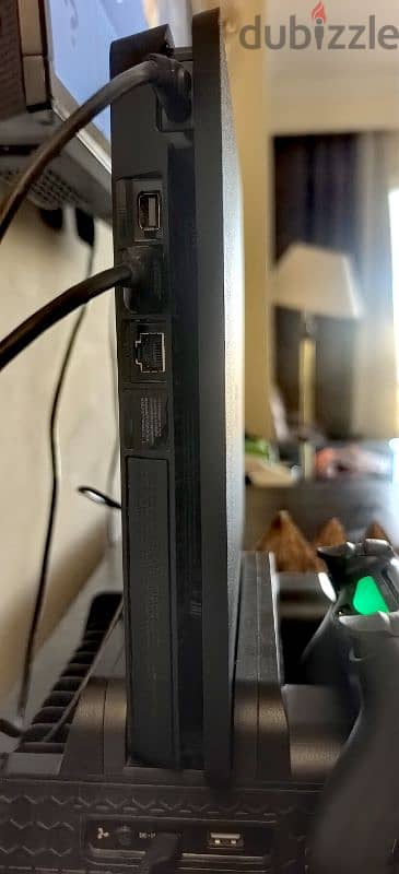 ps4 slim 1