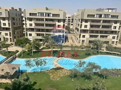 Finished apartment with kitchen & dressing - ready overlooking landscape and water feature for resale