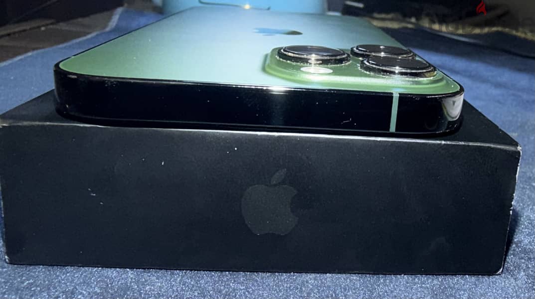 Apple - iPhone 13 Pro Max 2