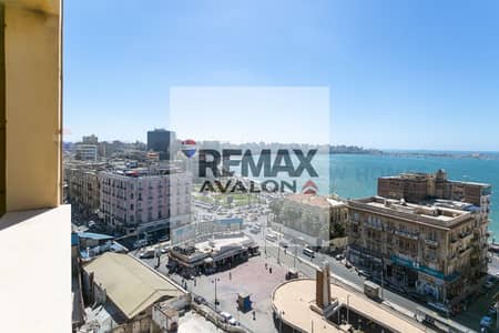 Apartment for rent 300 m Al Raml Station (directly on the sea)