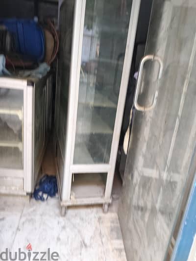 بترنتين زجاج للبيع وربنا يبارك لصاحب النصيب