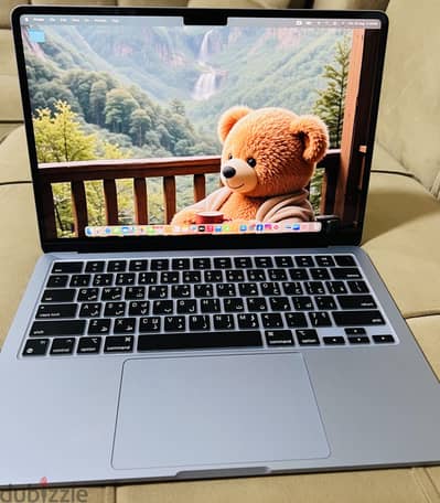 MacBook Air M4 13 inch (sky blue)