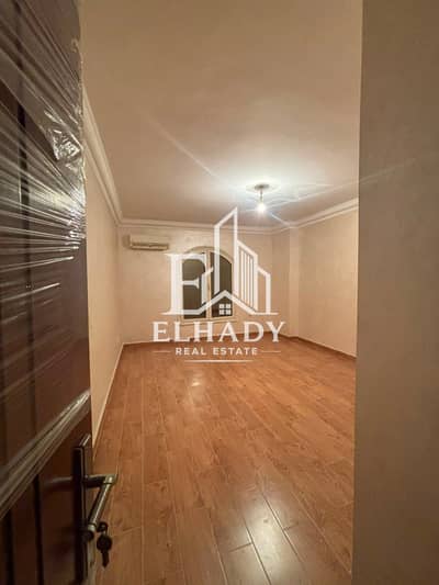 Apartment 190m for rent with air conditioning in Mirage Park Compound - Al Ma'raj Al Ula