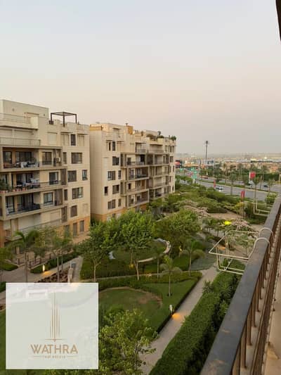 Luxury Hotel Furnished Apartment with a Landscape View for Rent in Eastown