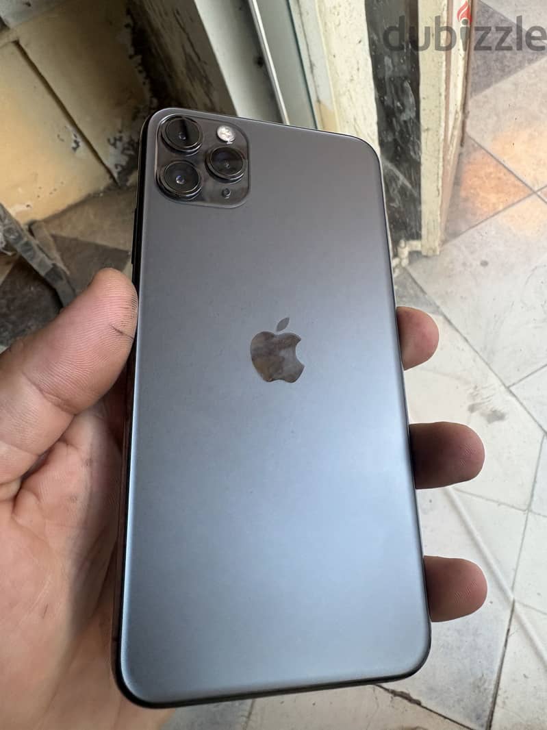 Apple - iPhone 11 Pro Max 2