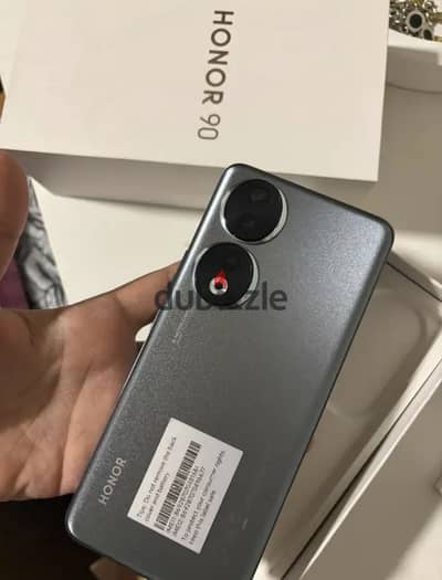 Honor 90