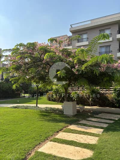 READY TO MOVE APARTMENT FOR SALE IN A PRIME LOCATION – NEW CAIRO | FULLY FINISHED WITH ACS | SPECIAL OFFER | INSTALLMENTS UP TO 4 YEARS