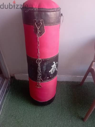 punch bag. . 20 Kg. . 120 cm