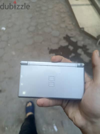 جهاز ds lite حاله زيرو با كل حاجاته
