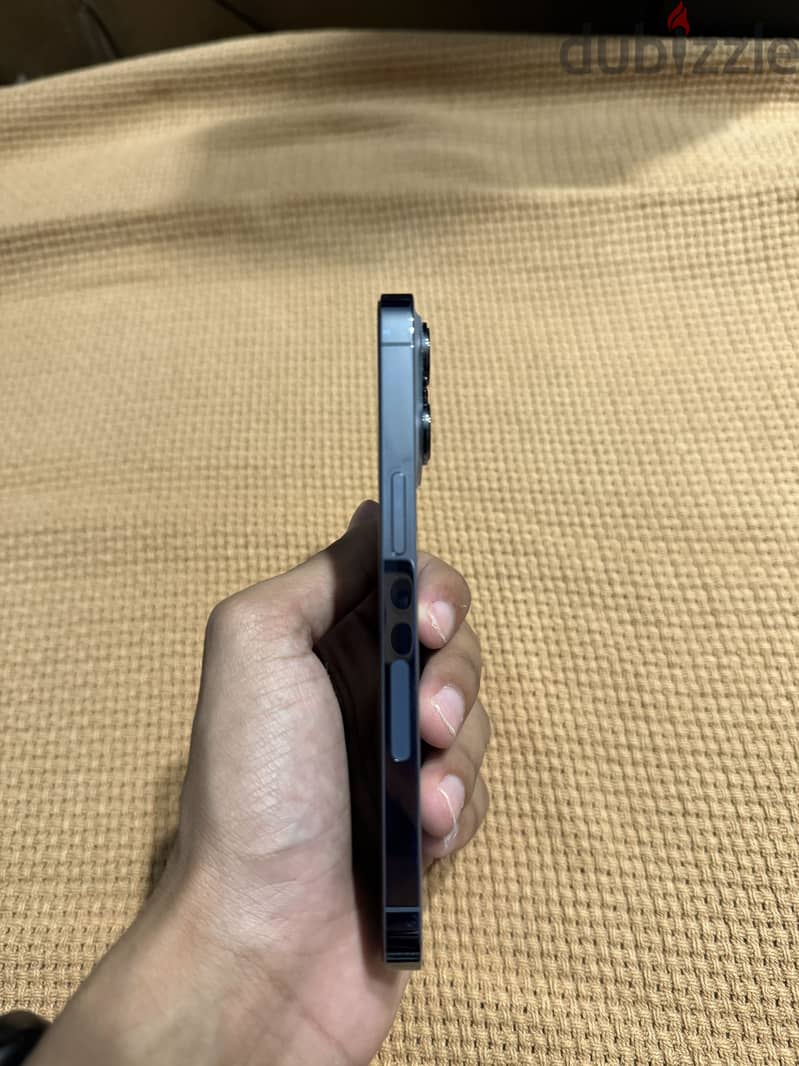 Apple - iPhone 13 Pro 4