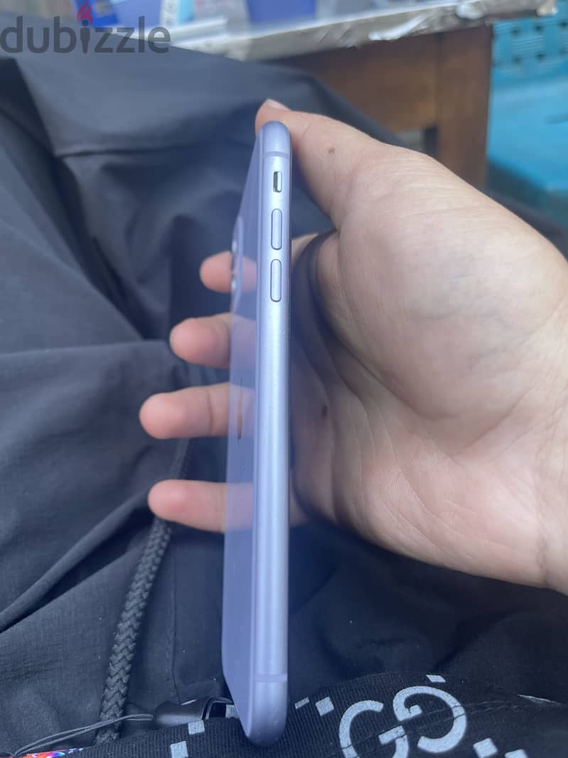 Apple - iPhone 11 2