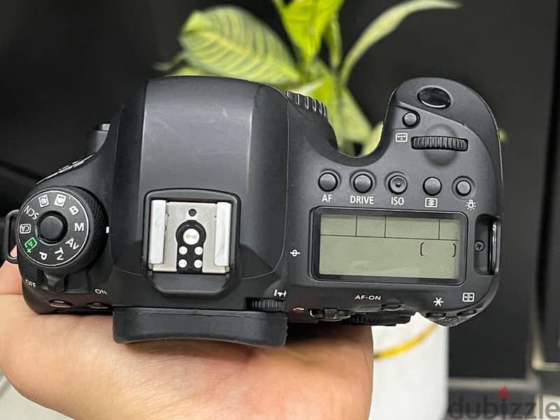 Canon 6dii 1