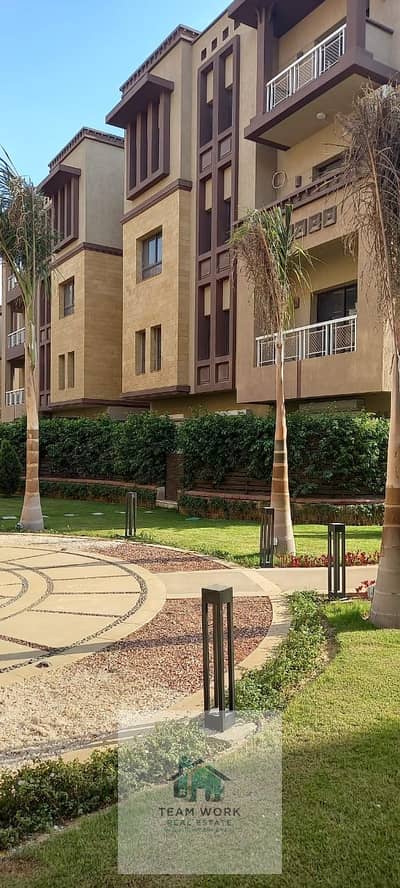 Apartment for rent in Green 4 Compound, prime location, ultra-super-luxurious, rent includes kitchen only, 208 sq m