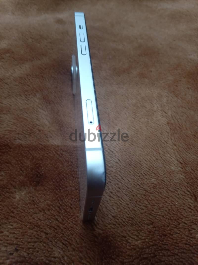 Apple - iPhone 13 5