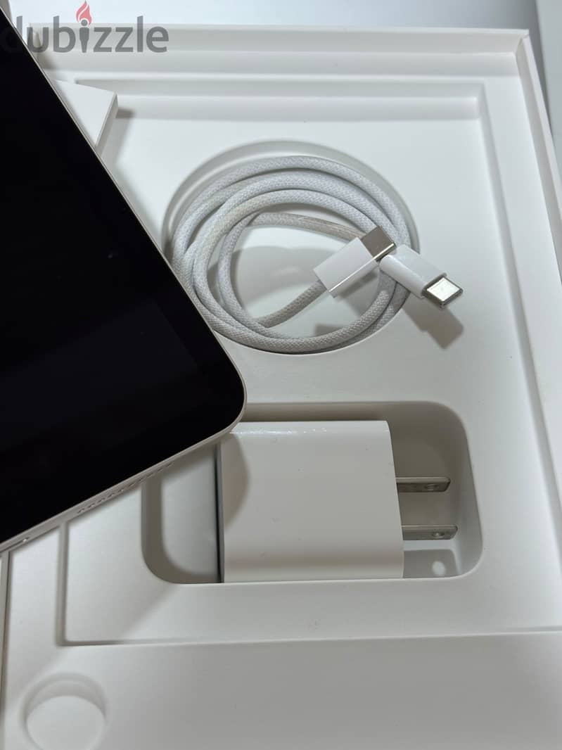 Apple iPad mini 7 and Apple Pencil Pro 6