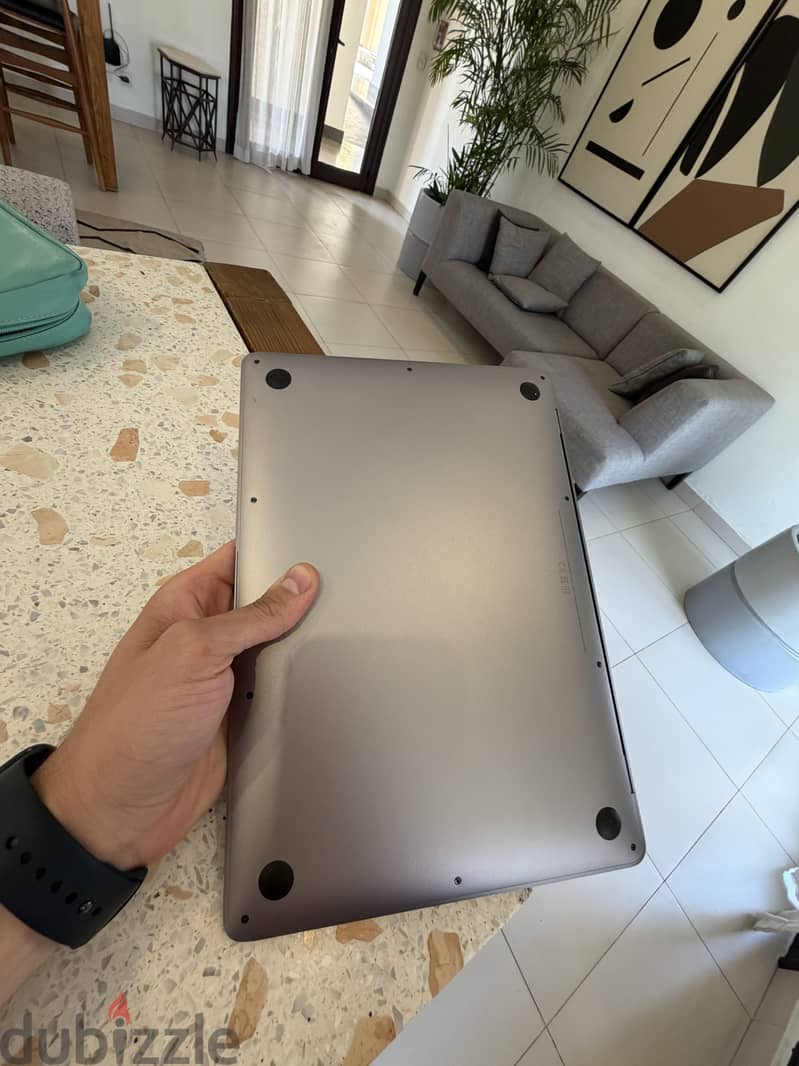 MacBook Air M1 13inch 1