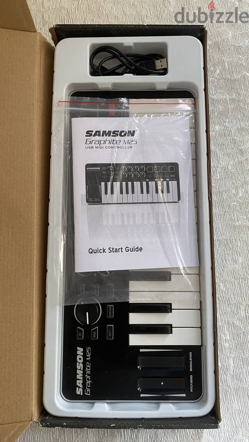 Samson midi controller 25-Kay portable controller  4