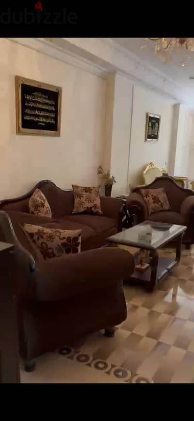 شقه مميزه للبيع فى حدائق الاهراام