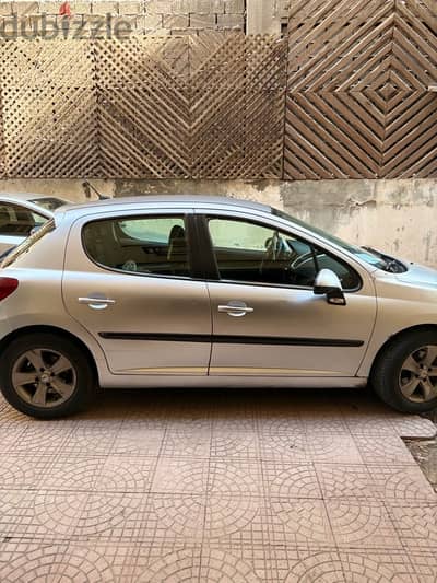 Peugeot 207 2007
