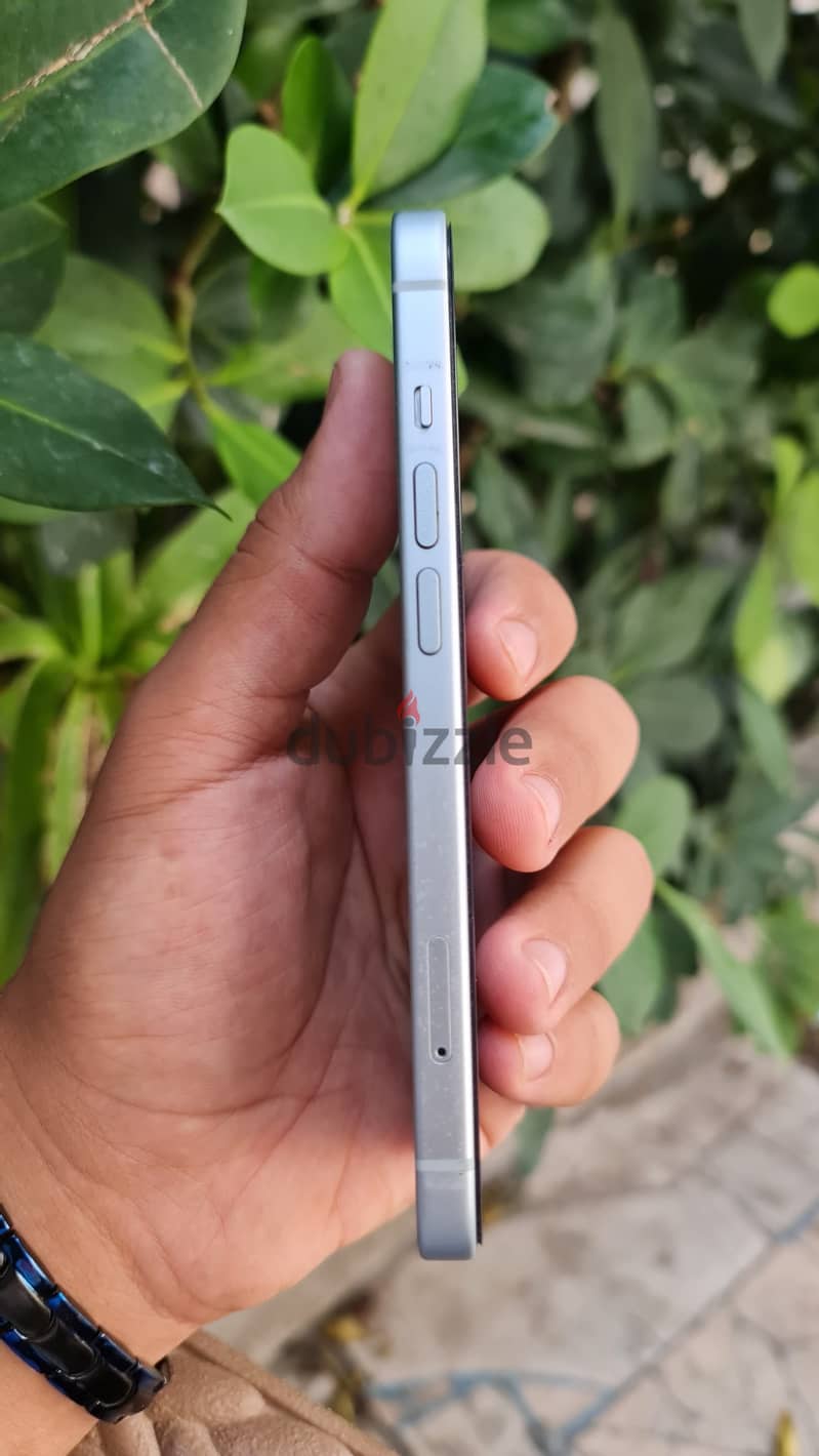 Apple - iPhone 15 5