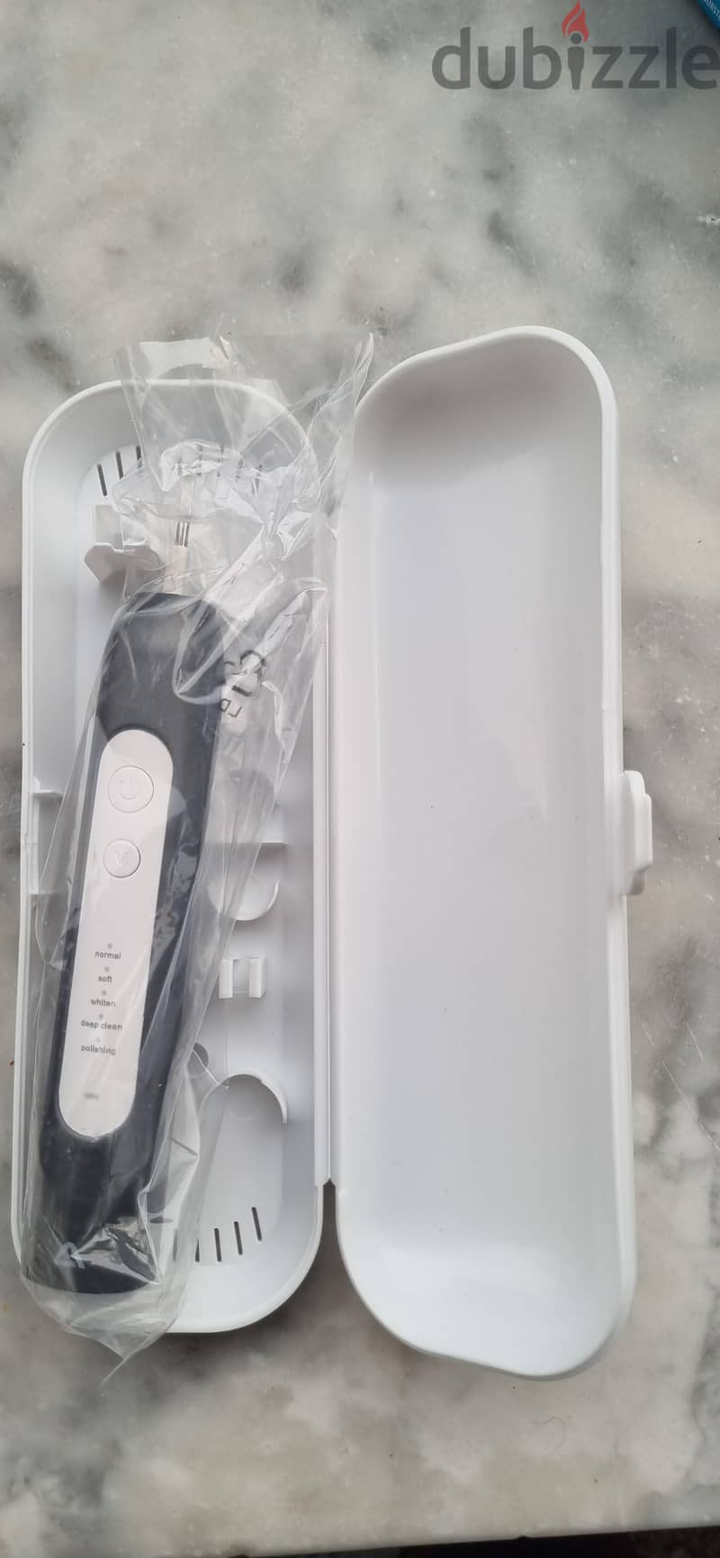 Electric Toothbrush / New 2