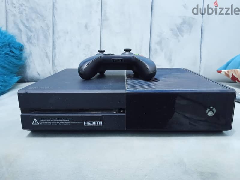 Xbox One 1TB 8