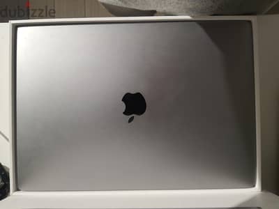MacBook air M1 13-inch 512GB