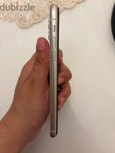 Apple - iPhone 11