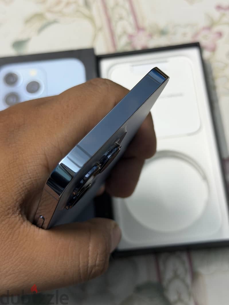 آبل - آيفون 13 برو 4