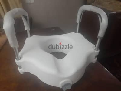 مقعد مرحاض قابل للتعديل  Adjustable Toilet Seat
