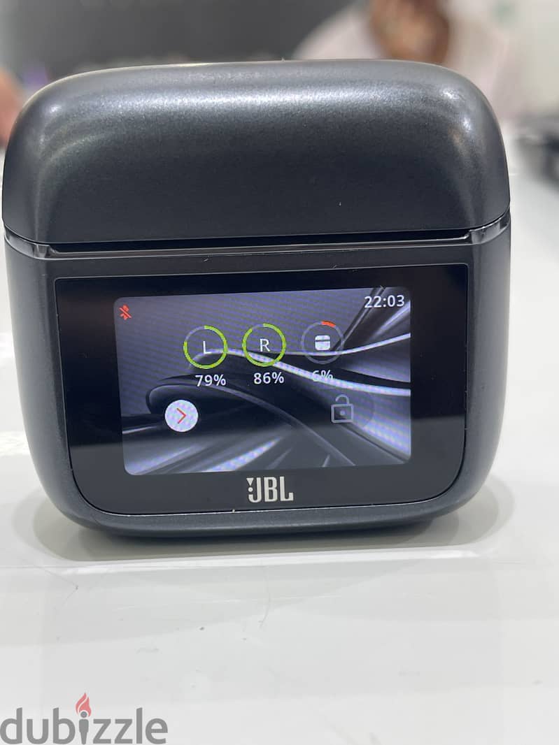 JBL Tour Bro3 4