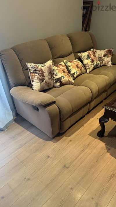 Lazy boy sofa for sale