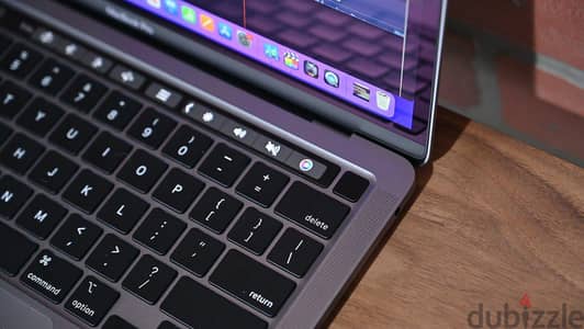 MacBook Pro 13.3" Touch Bar M2 8GB 512GB 97% Low Cycles